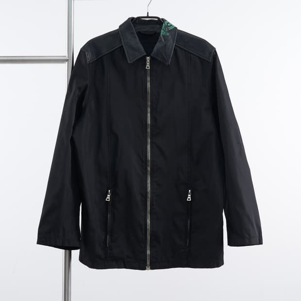 Prada 나일론 레더 트리밍 드리즐러 자켓