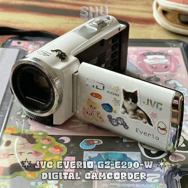 JVC GZ-E290-W 빈티지 캠코더 화이트
