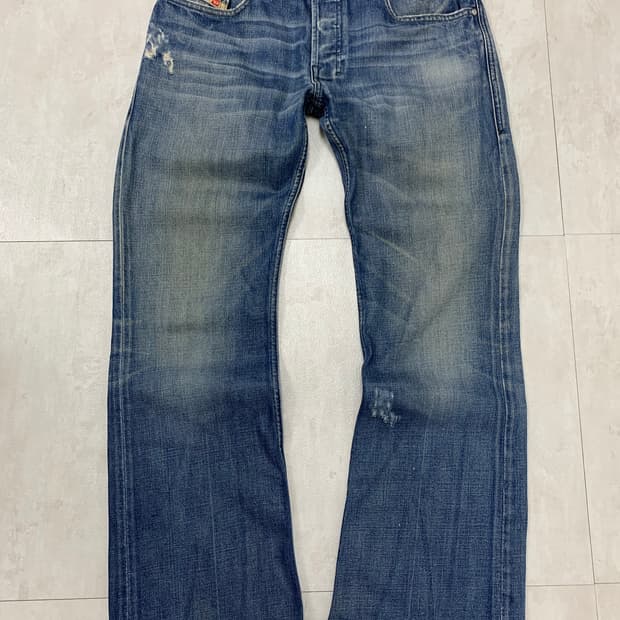 디젤 스트레이트 데님 팬츠 #114