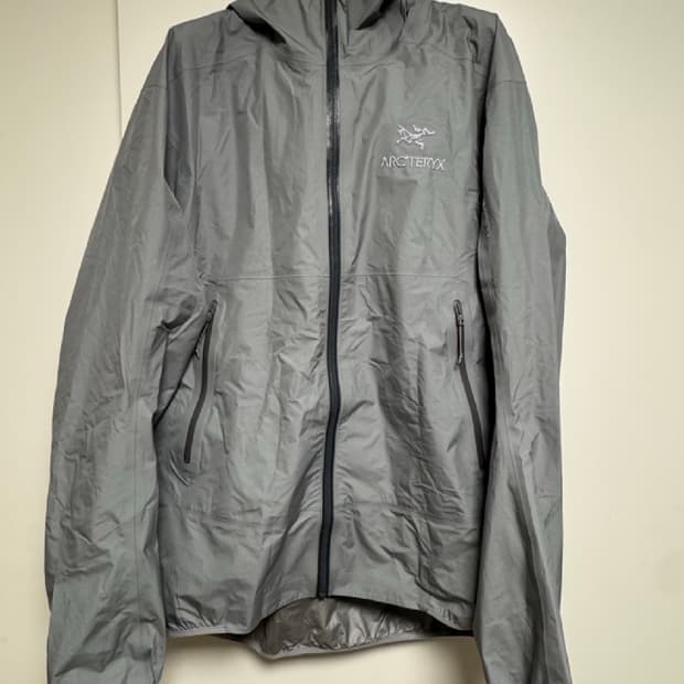 아크테릭스 제타 FL  페가수스 M 사이즈  상태 9.0/10  정말 좋