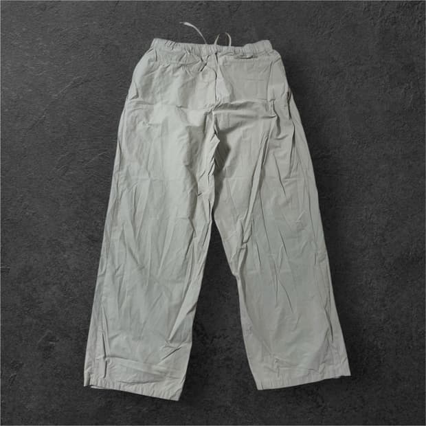 에잇세컨즈 - 나일론 와이드팬츠