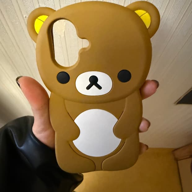 리락쿠마 아이폰 16 케이스