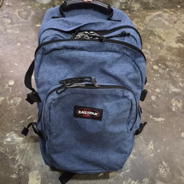 이스트팩 백팩 가방 책가방