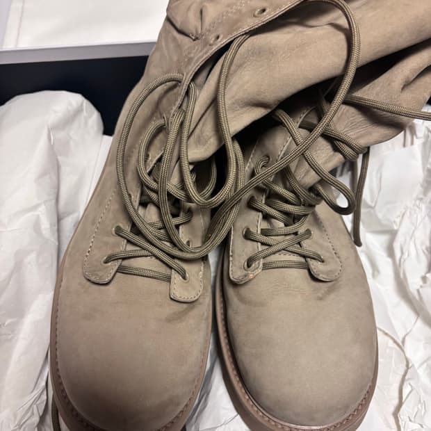 Jw앤더슨 컴뱃부츠