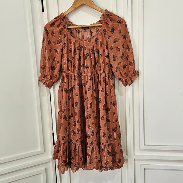 레스트로즈(LEST ROSE) 플라워 쉬폰 원피스