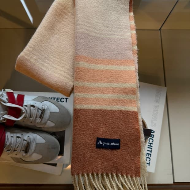 아쿠아스큐텀 램스울 머플러