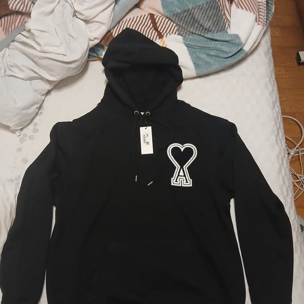 아미 블랙 후드티(기모X,새상품)