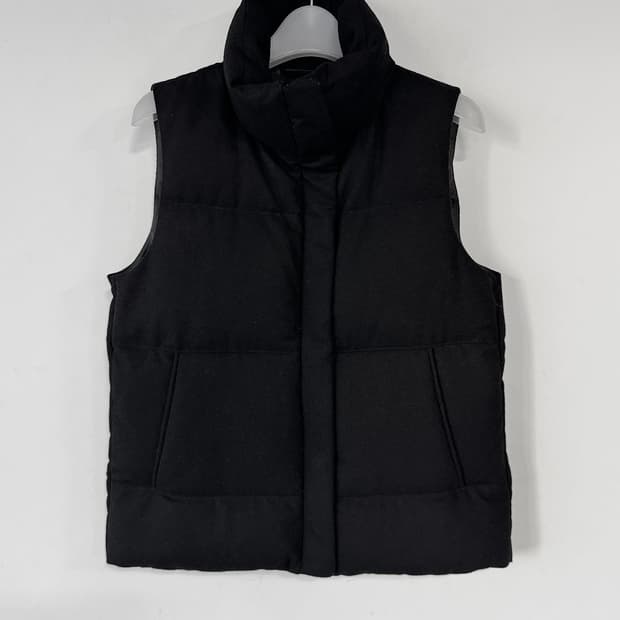 띠어리 울 다운 패딩 베스트