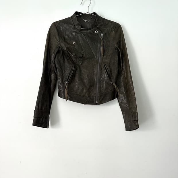 GUESS olive green short leather jacket