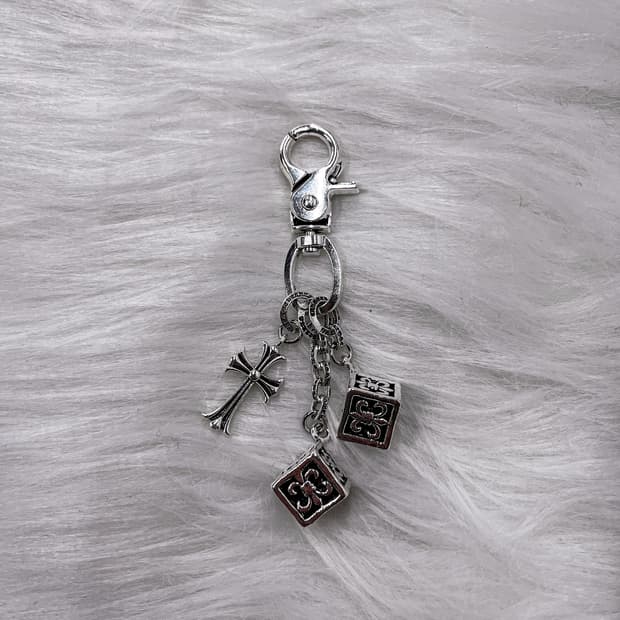 Vintage dice keyring