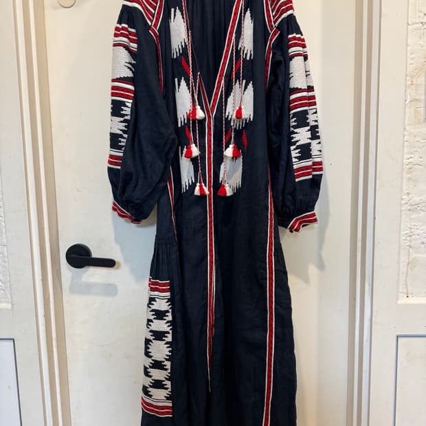 VITA KIN 비타킨 엠브로이더리 린넨 원피스