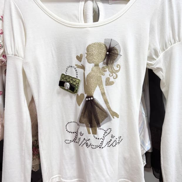 리즈리사 티셔츠