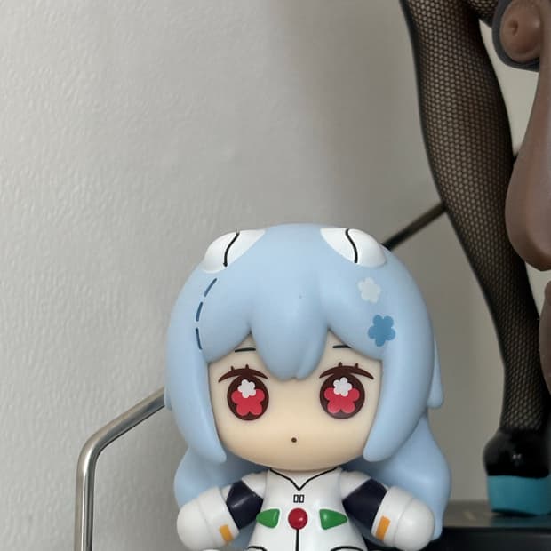 에반게리온 레이 피규어