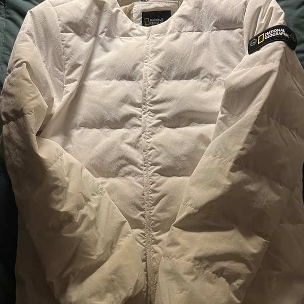 네셔널지오그래픽 경량패딩