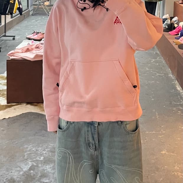 나이키 ACG 풀오버 러쉬핑크 후드티 H1833