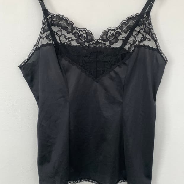 Black lace slip top2