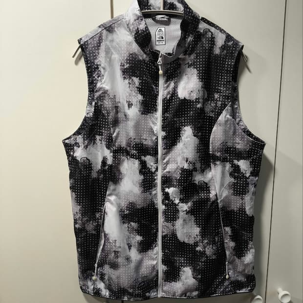 100 노스페이스 타이다이 등산복 조끼