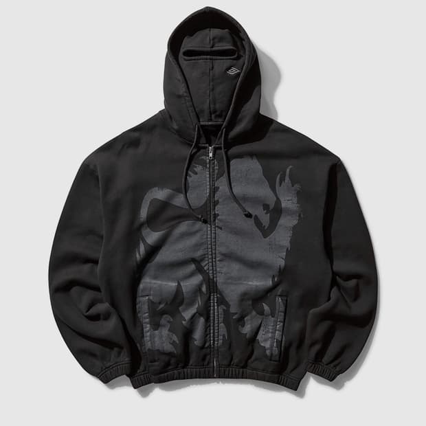 엄브로 x 슬램잼 헤랄딕 집 업 마스크 후드 워시드 블랙