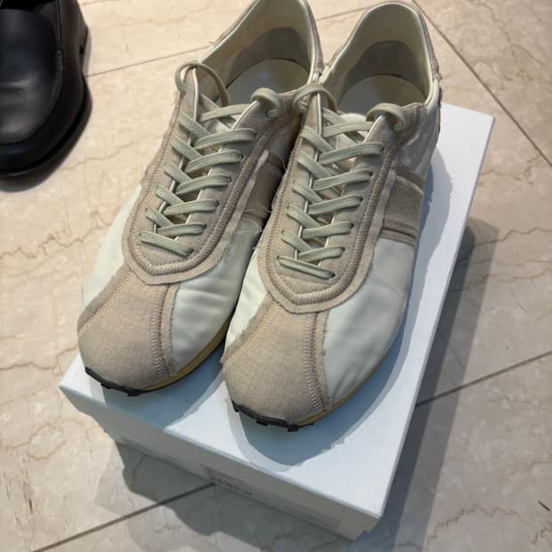 더로우 Mika 스니커즈 41