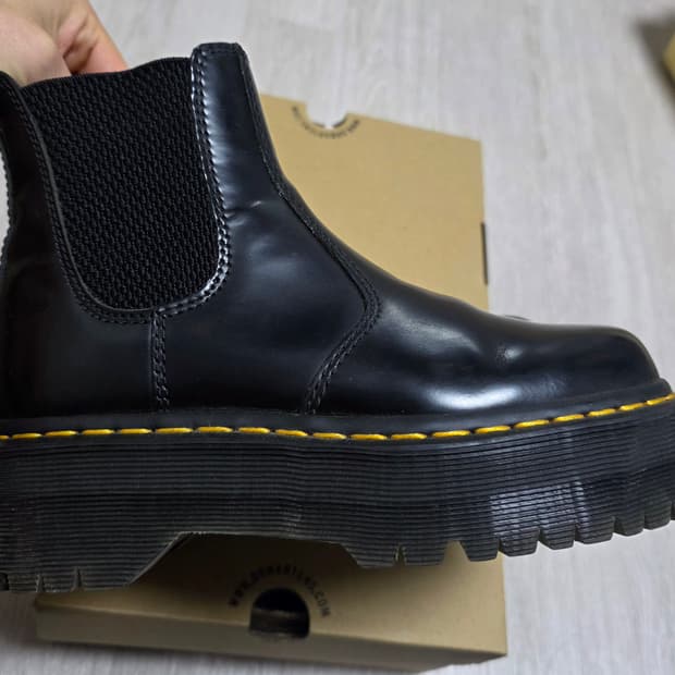 닥터마틴 2976 쿼드 UK3(220~225)