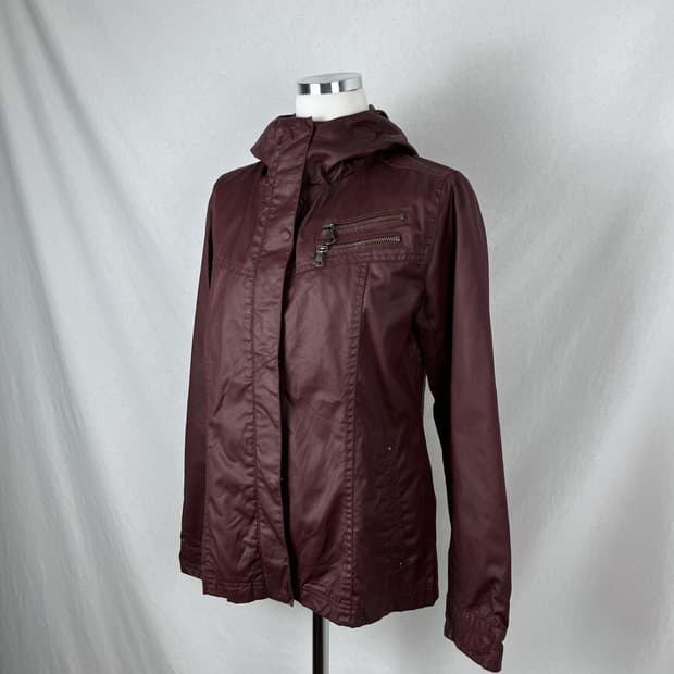 Uniqlo 버건디 컬러 유틸리티 자켓
