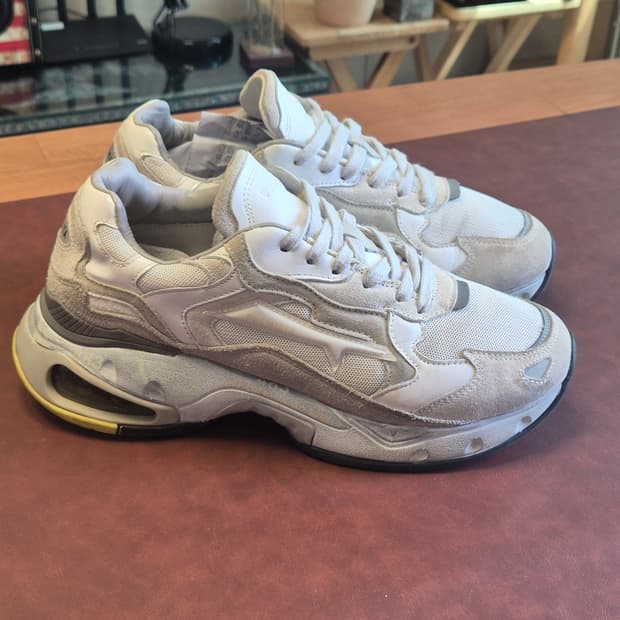 실착용3회 프리미아타 240-245(38) 샤키화이트 유니섹스