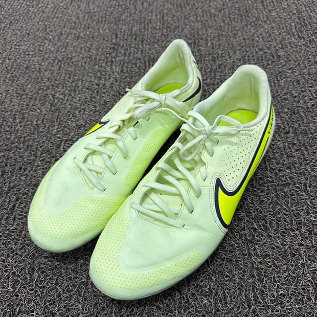 NIKE 나이키 티엠포 축구화 형광 290