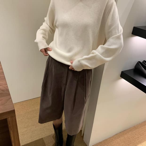 Feb11 페브러리 로우 라운드 니트 (아이보리)