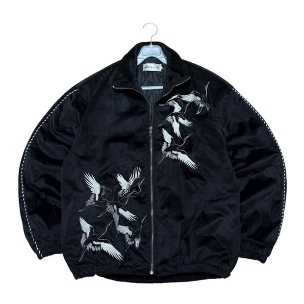 None 누빔 스카잔