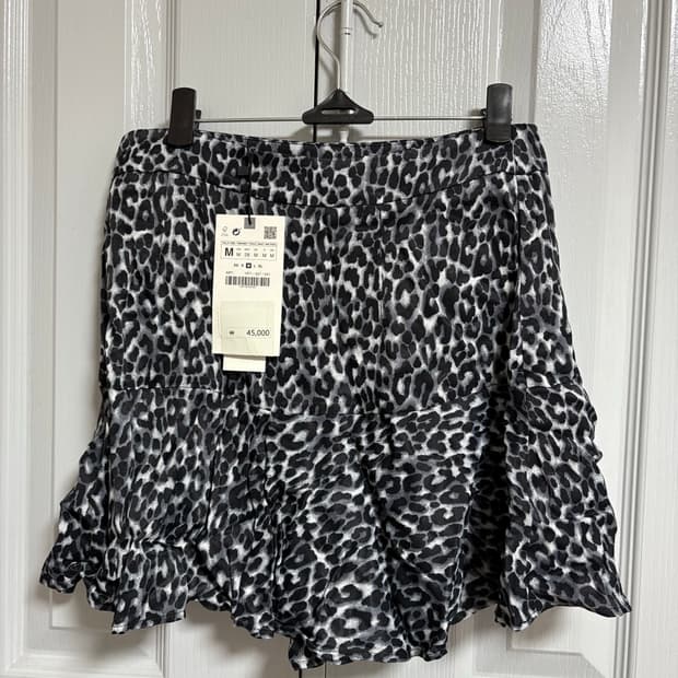 자라 레오파드 미니스커트