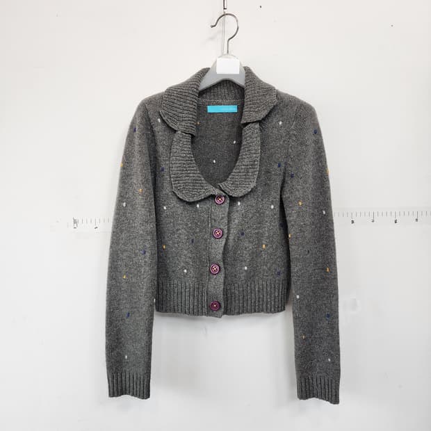 올리브데올리브 칼라 포인트 니트 가디건