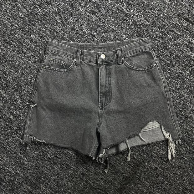 빈티지 커팅 디테일 흑청 핫팬츠o 1485