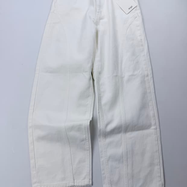 Aopt 아옵트 화이트 데님팬츠