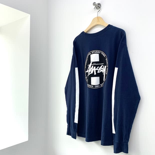 스투시 인터네셔널 백프린팅 네이비 롱슬리브
