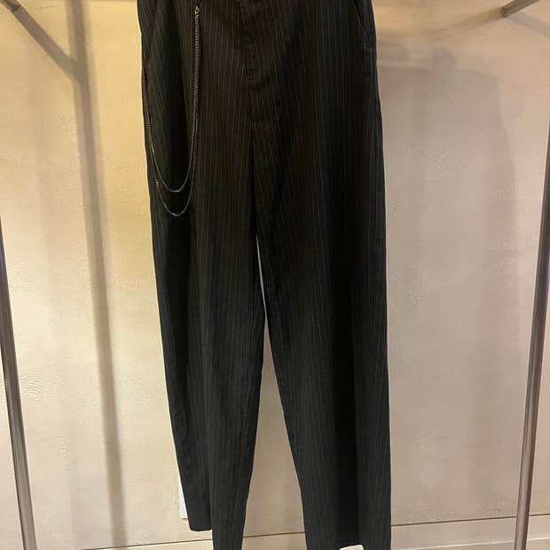 언더마이카 체인슬랙스 그레이