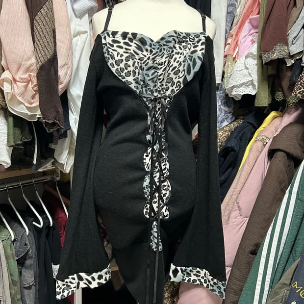 오네갸루 레오파드 오프숄더 원피스