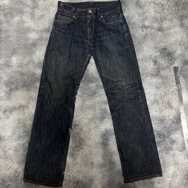 리바이스 523 스트레이트핏  30x33 사이즈 