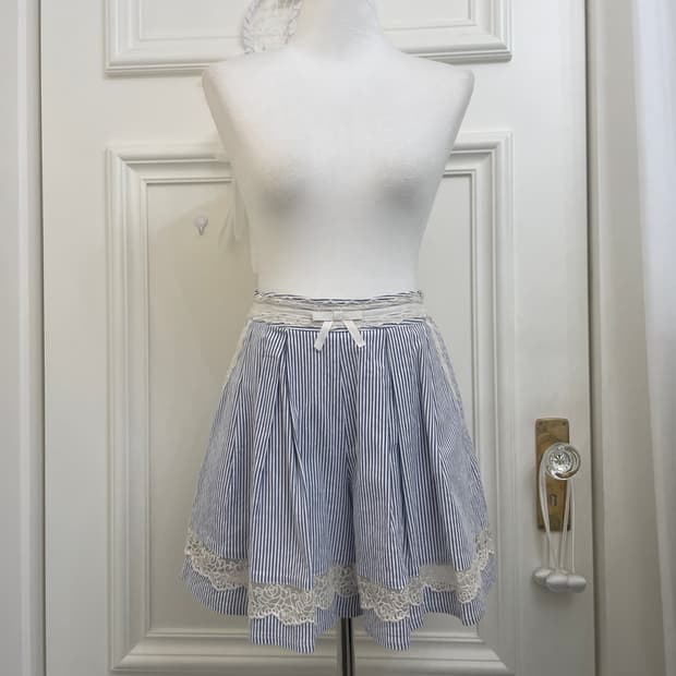 AXES FEMME stripe lace pleats back bandi