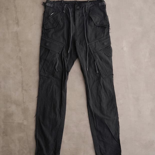 솔로이스트 벤디지 바지 사이즈 32삽니다. (색 상관없음)