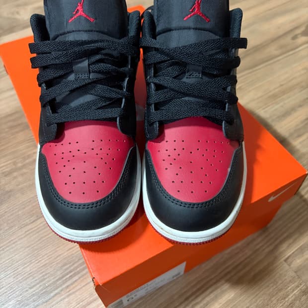 실착용적음] 나이키 에어 조던 1 로우 GS 얼터네이트 브레드 토 230