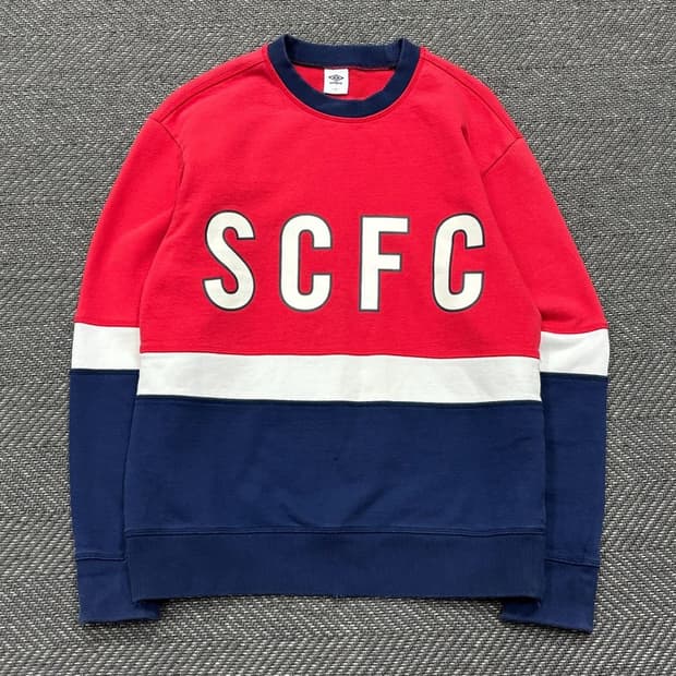 엄브로 배색 프린팅 맨투맨v0434