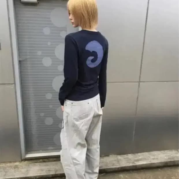 새상품 탄산 마그네슘 혼 아플리케 렁슬리브 네이비