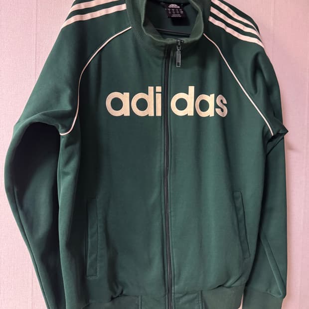 아디다스 빈티지그린 스펠링 져지