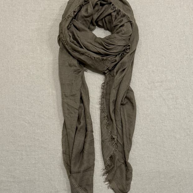 팔리에로 사르티 카키 머플러