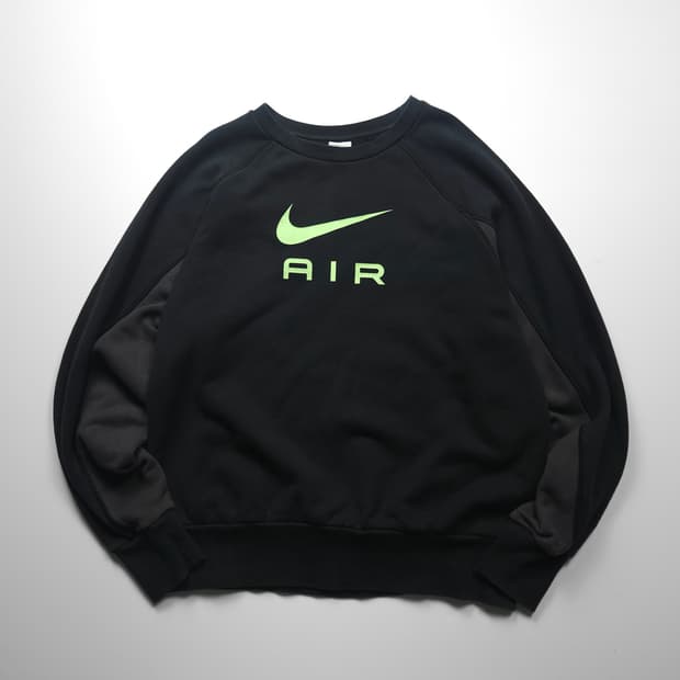 나이키 에어 빅로고 박시핏 스웻 셔츠 (XL)