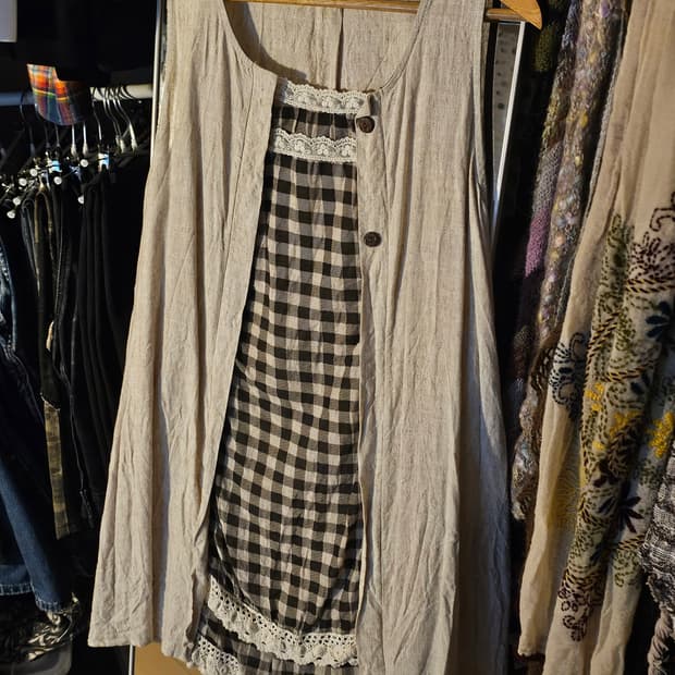 모리걸 브라운 체크 바선생