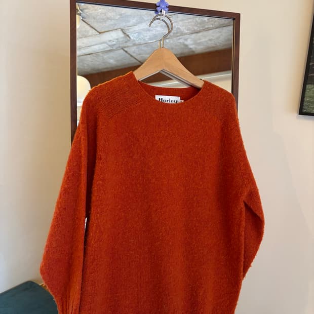 Harley 오렌지색 니트 스웨터