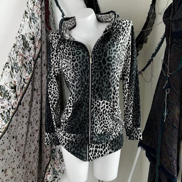그레이 레오파드 후드 집업