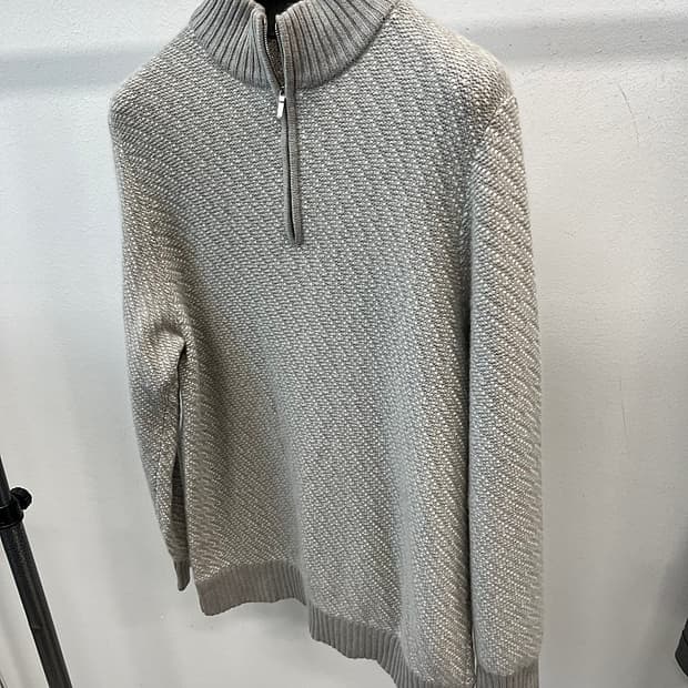 110) 로로피아나 신형 캐시미어 하프집업니트 