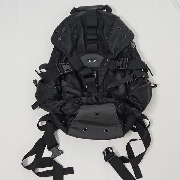 오클리 Oakley 아이콘 RC백팩 가방 고프코어 블록테크 블랙 정품
